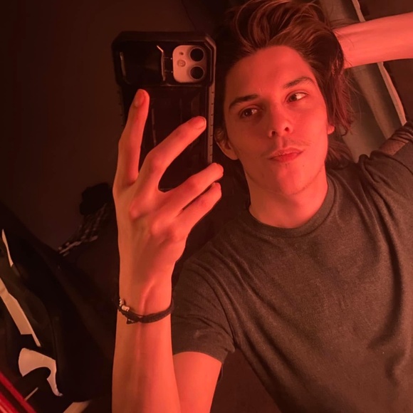 Meet your Posher, Noah - Picture 4 of 4